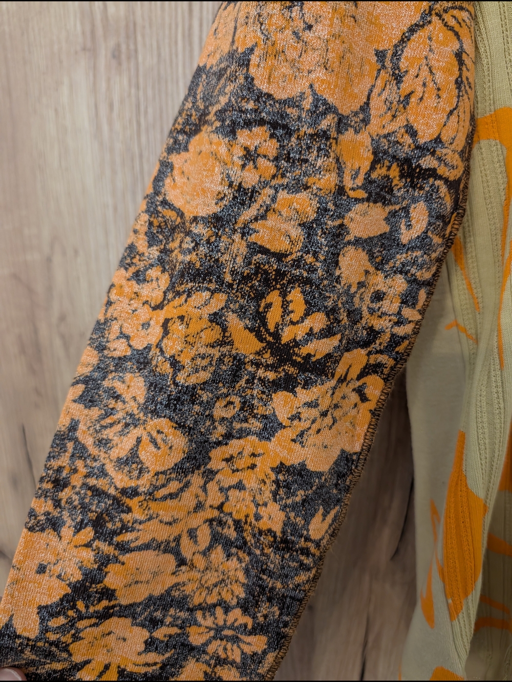 Custo Barcelona - Floral Summer Jumper - Picture 5 of 7